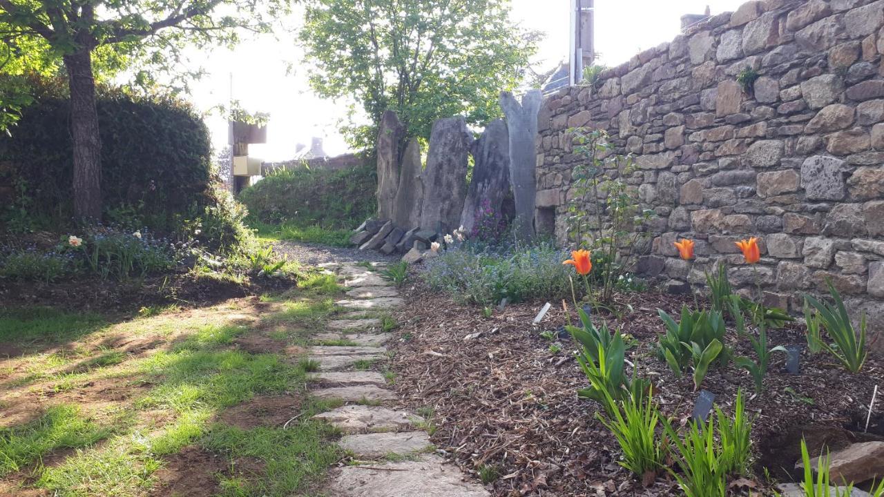 Gites Du Herisson Begard ภายนอก รูปภาพ